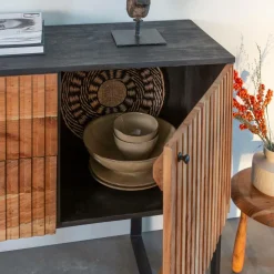 Buffet<Made in Meubles Buffet en bois d'acacia et métal Pippa