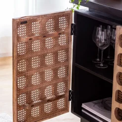 Buffet<Made in Meubles Buffet sculpté en bois de manguier Camélia