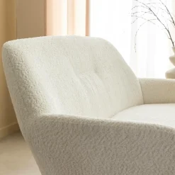 Canapé<Made in Meubles Canapé blanc confort en tissu bouclette 2 places Amandine