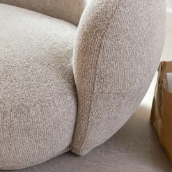Canapé<Made in Meubles Canapé en tissu bouclette gris 3 places Maddy
