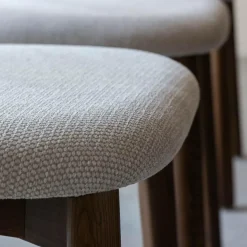 Chaise<Made in Meubles Chaise en bois de frêne foncé et tissu gris Aline (lot de 2)