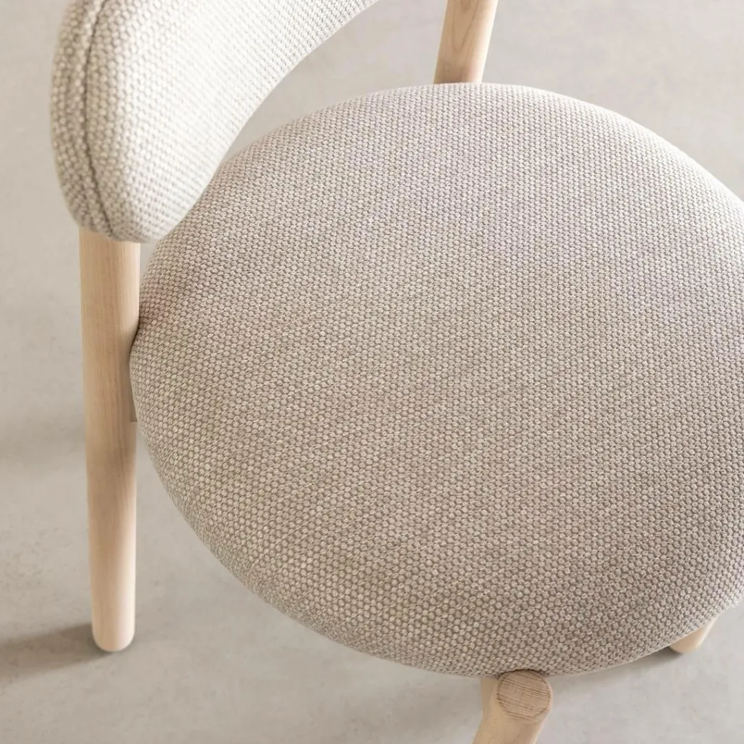 Chaise<Made in Meubles Chaise en bois de hêtre clair et tissu Aline (lot de 2)