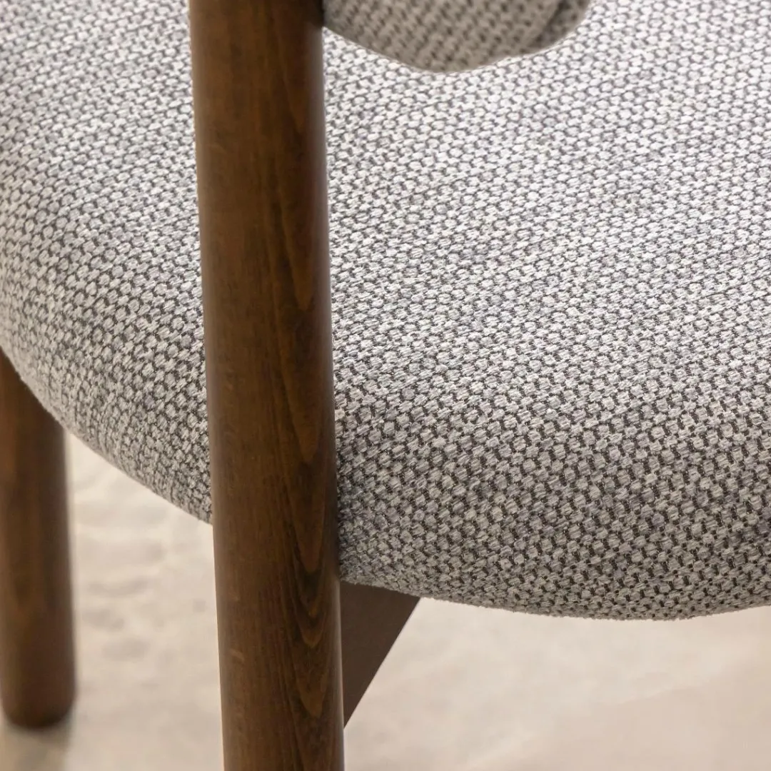 Chaise<Made in Meubles Chaise en bois de hêtre foncé et tissu Aline (lot de 2)