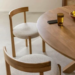 Chaise<Made in Meubles Chaise en bois d'orme et tissu bouclette gris Aline (lot de 2)