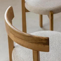 Chaise<Made in Meubles Chaise en bois d'orme et tissu bouclette gris Aline (lot de 2)