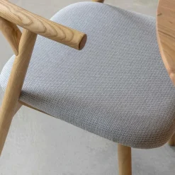 Chaise<Made in Meubles Chaise en bois d'orme et tissu gris Aline (lot de 2)