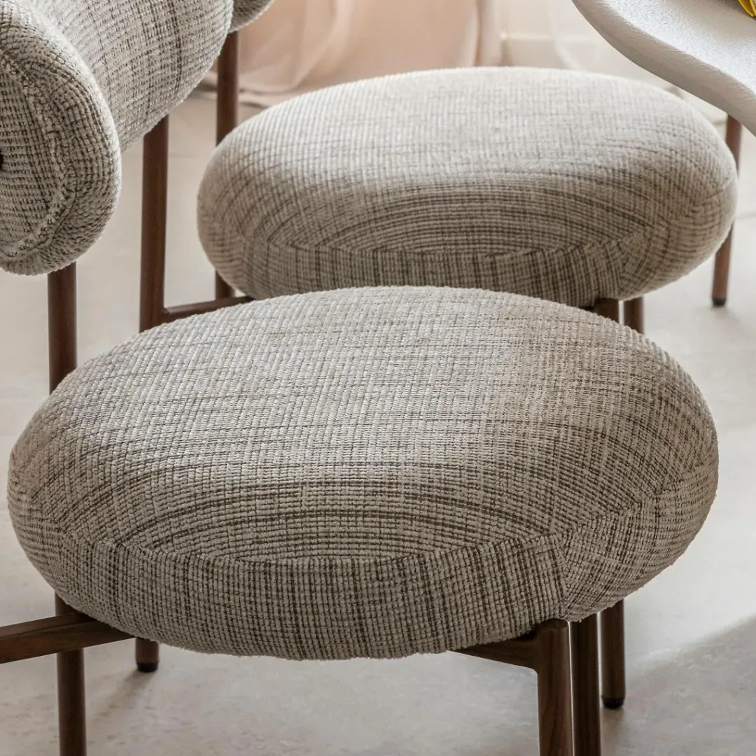 Chaise<Made in Meubles Chaise tissu écru chiné taupe pieds métal effet bois Janis (lot de 2)