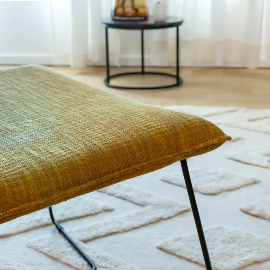 Fauteuil<Made in Meubles Fauteuil en tissu jaune et métal Isaure