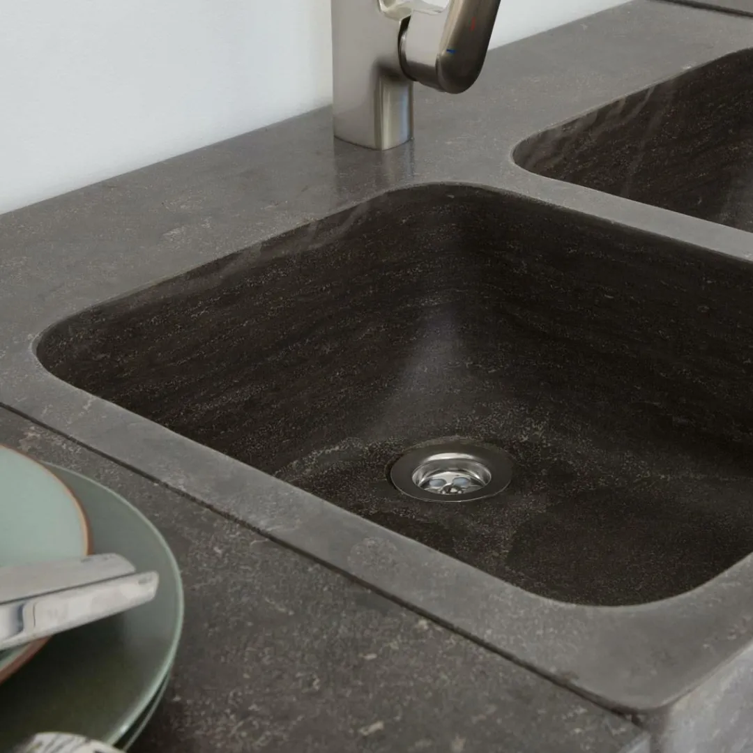 Meuble Bas<Made in Meubles Meuble bas de cuisine en bois recyclé et pierre bleue Romain