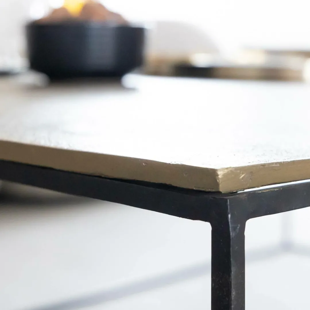 Table Basse<Made in Meubles Table basse en aluminium doré et métal noir Victoria