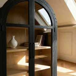 Vitrine<Made in Meubles Vitrine arrondie en bois d'orme Bruce